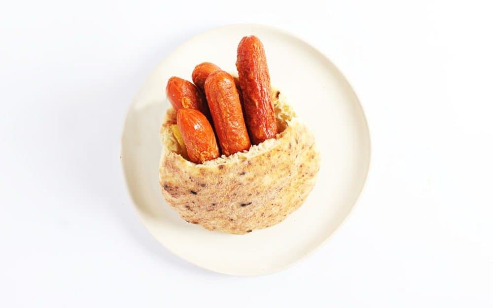 Chicken sausages in pita bread