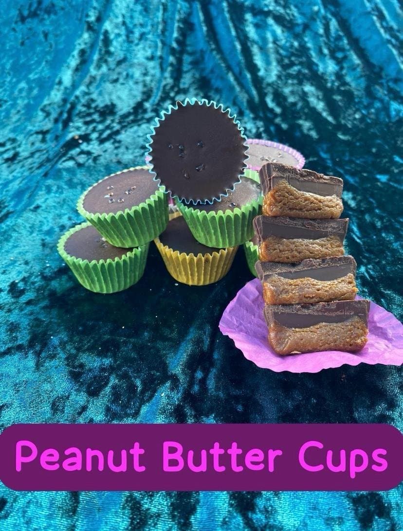 Peanut Butter Cups (12 pcs)